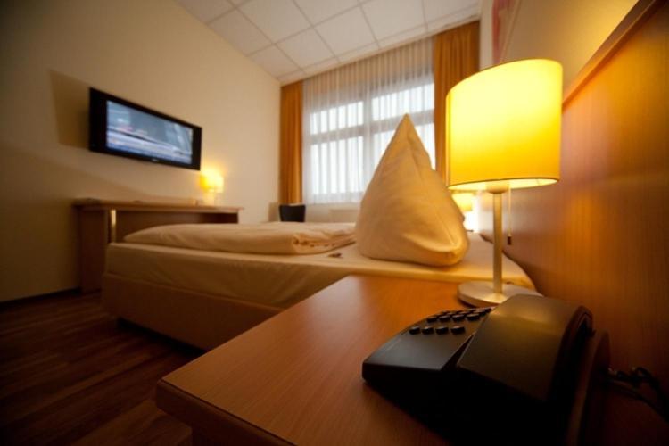 Hotel Zur Rebe Hochheim am Main Cameră foto